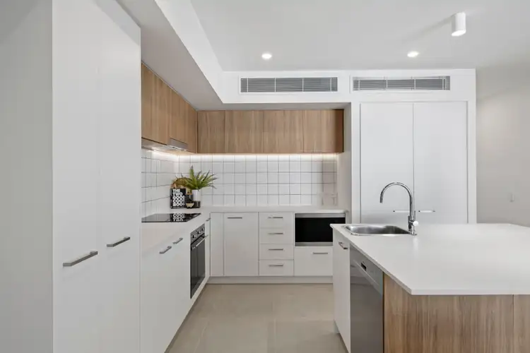 Sixth view of Homely unit listing, 33/26-28 Picnic Point Esplanade, Maroochydore QLD 4558