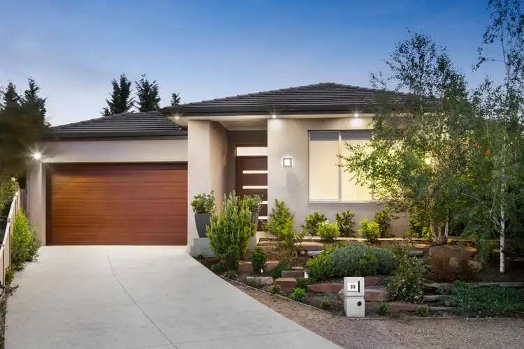 38 Treevalley Drive, Doncaster East VIC 3109