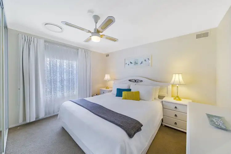 Fourth view of Homely house listing, 33 Kathleen White Crescent, Killarney Vale NSW 2261