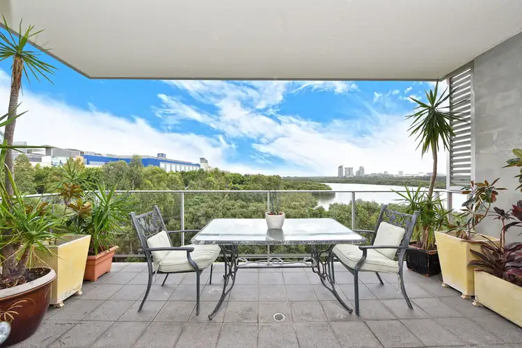 404/2 Shoreline Drive, Rhodes NSW 2138