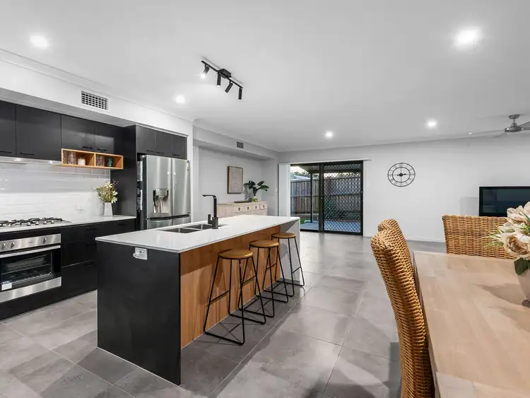 Sixth view of Homely house listing, 9 Terraldon Place, Bridgeman Downs QLD 4035