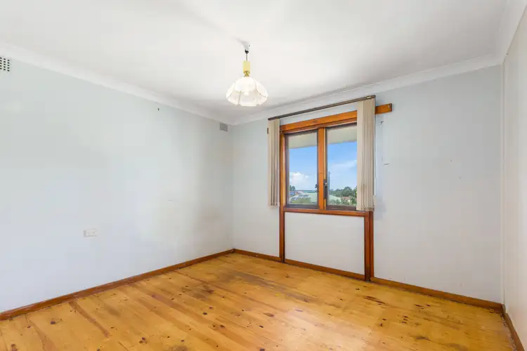 Sixth view of Homely house listing, 10 Wybalena Avenue, Koonawarra NSW 2530