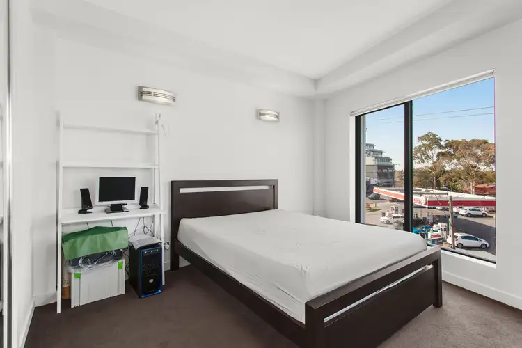 Fourth view of Homely apartment listing, 6/284-286 Neerim Road, Carnegie VIC 3163