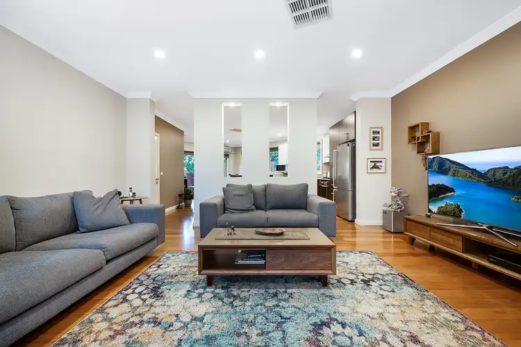 2/2 Rowan Court, Mount Waverley VIC 3149