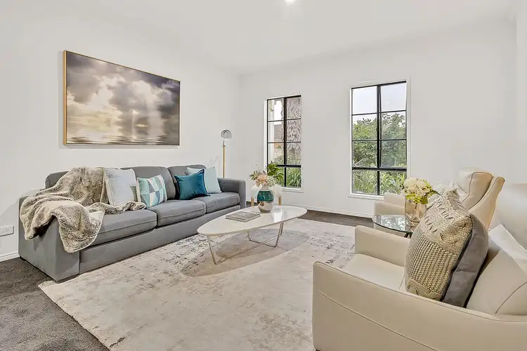 Fifth view of Homely house listing, 18 Gardenia Close, Craigieburn VIC 3064