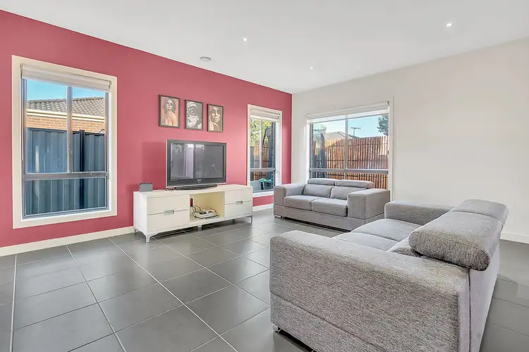 Seventh view of Homely house listing, 7 Galton Circuit, Craigieburn VIC 3064