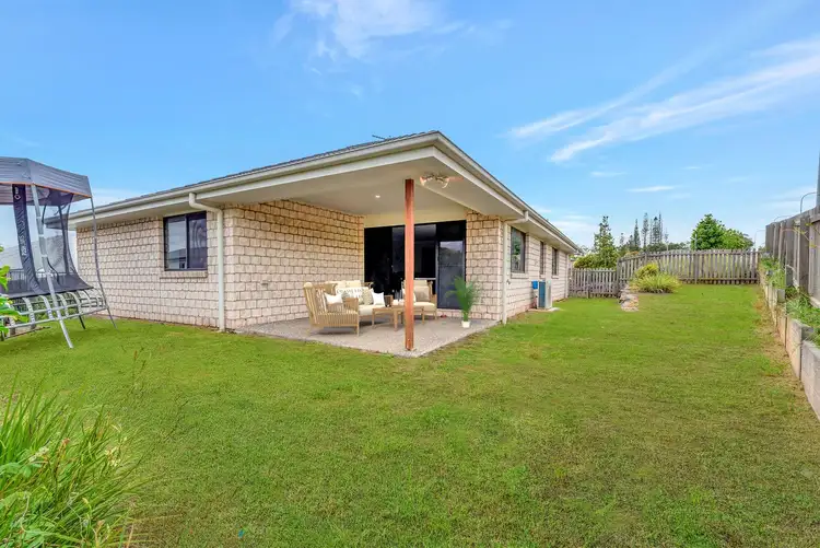 2 Sunstone Avenue, Pimpama QLD 4209