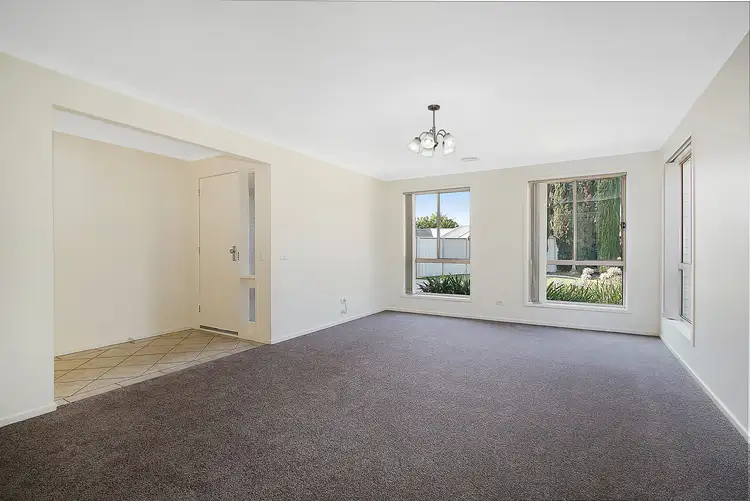 Second view of Homely house listing, 6 Harvey Court, Wodonga VIC 3690