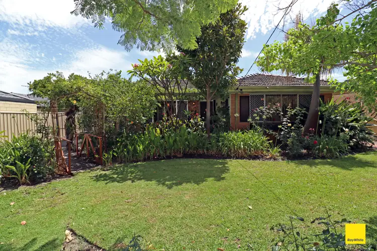 25 Hutt Road, Morley WA 6062