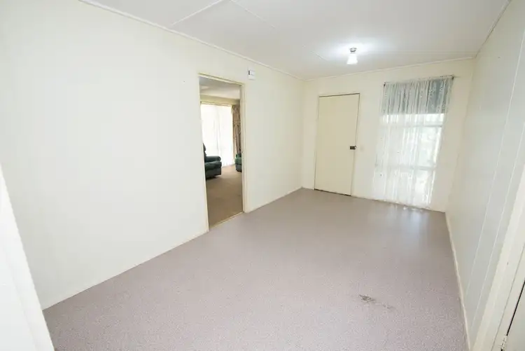 Sixth view of Homely house listing, 4 Hoare Street, Swan Hill VIC 3585