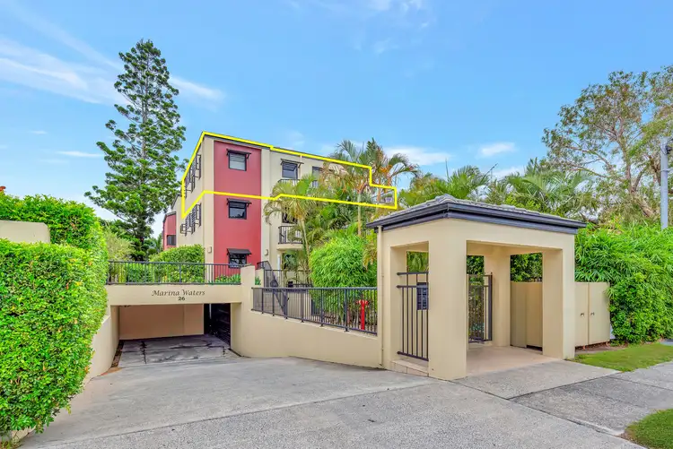 7/26 Bath Street, Labrador QLD 4215