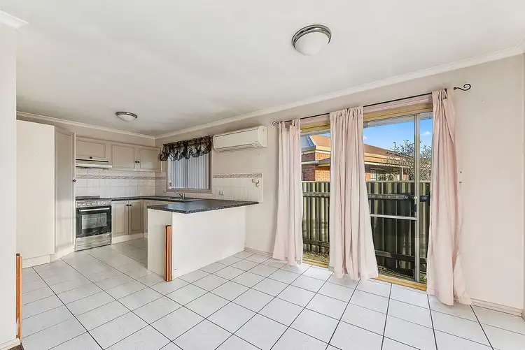 Sixth view of Homely house listing, 10 Olinda Court, Mount Gambier SA 5290