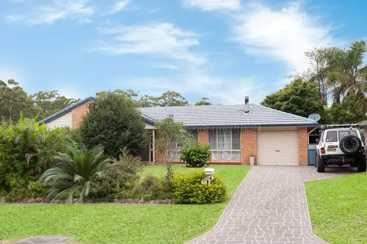 24 Carramar Crescent, Ulladulla NSW 2539