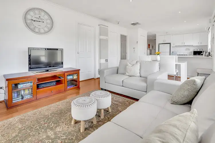 Fourth view of Homely house listing, 28 Jacaranda Place, Craigieburn VIC 3064