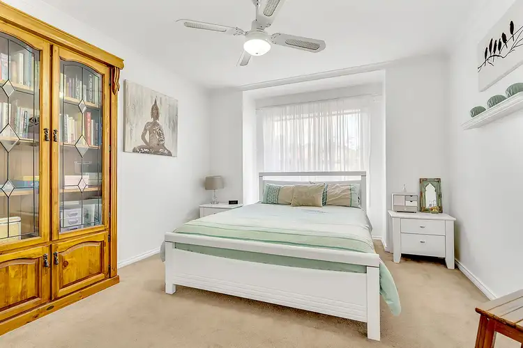 Seventh view of Homely house listing, 28 Jacaranda Place, Craigieburn VIC 3064