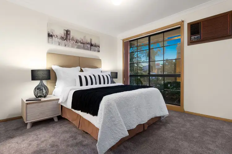 Fifth view of Homely house listing, 34 Karinya Close, Werribee VIC 3030