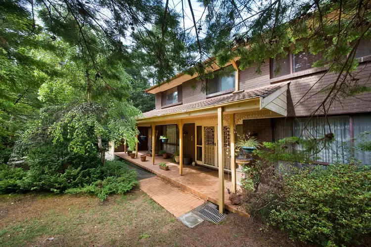 25-27 Jubilee Avenue, Blackheath NSW 2785