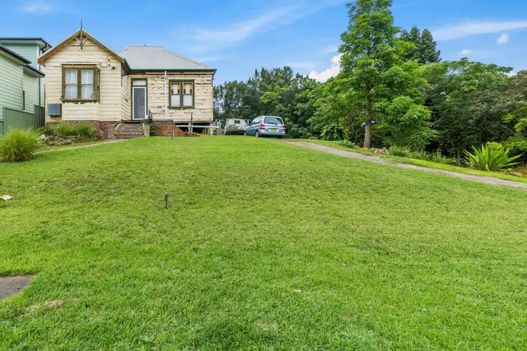 17 High Street, Woonona NSW 2517