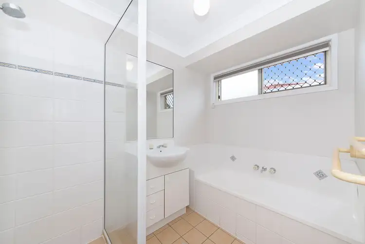 Sixth view of Homely house listing, 21 Dickenson Place, Kirwan QLD 4817