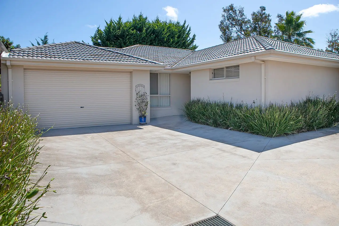 Main view of Homely unit listing, 2/16 Station Street, Somerville VIC 3912