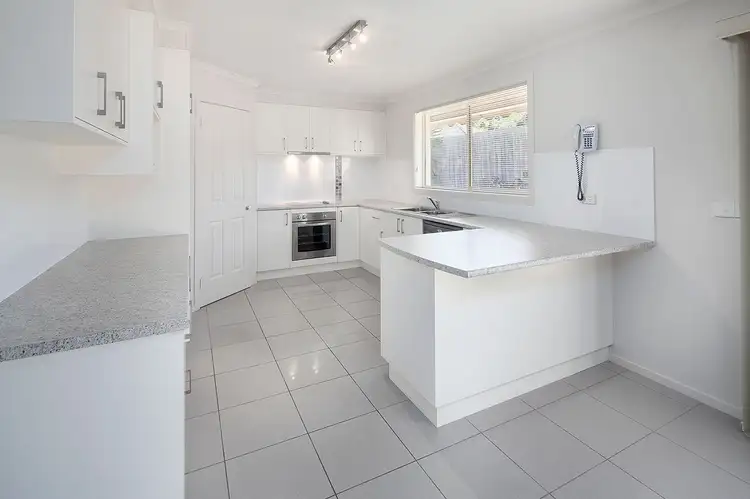 Fifth view of Homely unit listing, 2/16 Station Street, Somerville VIC 3912