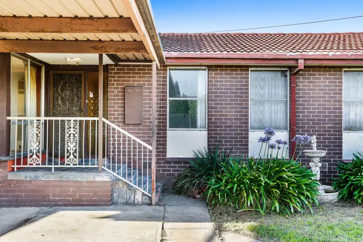 17 Moyne Crescent, Coolaroo VIC 3048