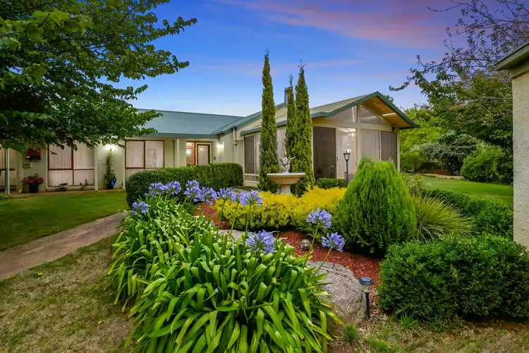 39 Robb Drive, Romsey VIC 3434