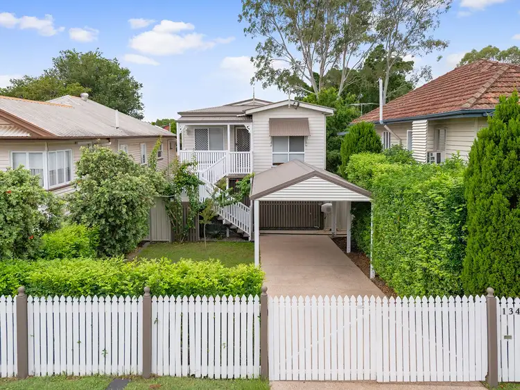 134 Central Avenue, Sherwood QLD 4075