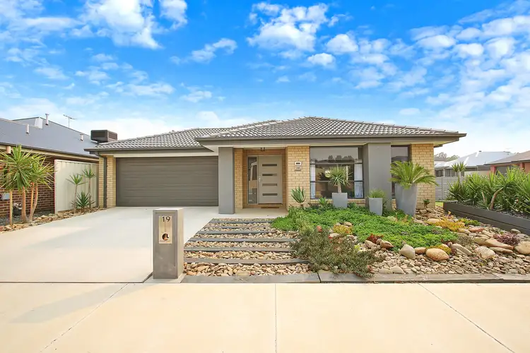 Main view of Homely house listing, 19 Cardiff Drive, Wodonga VIC 3690