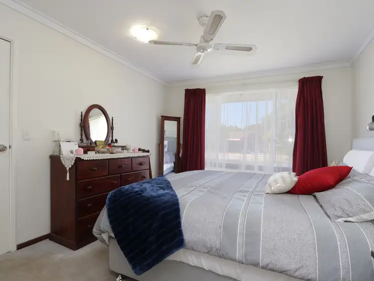 Seventh view of Homely house listing, 13 Delamere Way, Camillo WA 6111