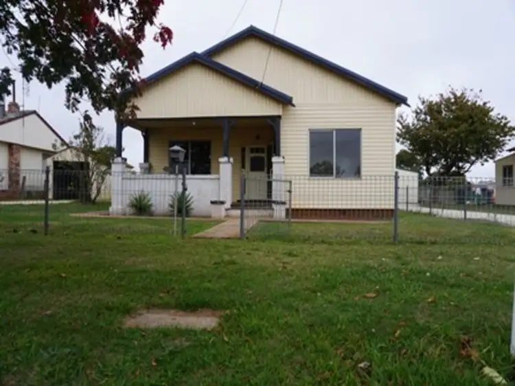 112 Ollera Street, Guyra NSW 2365