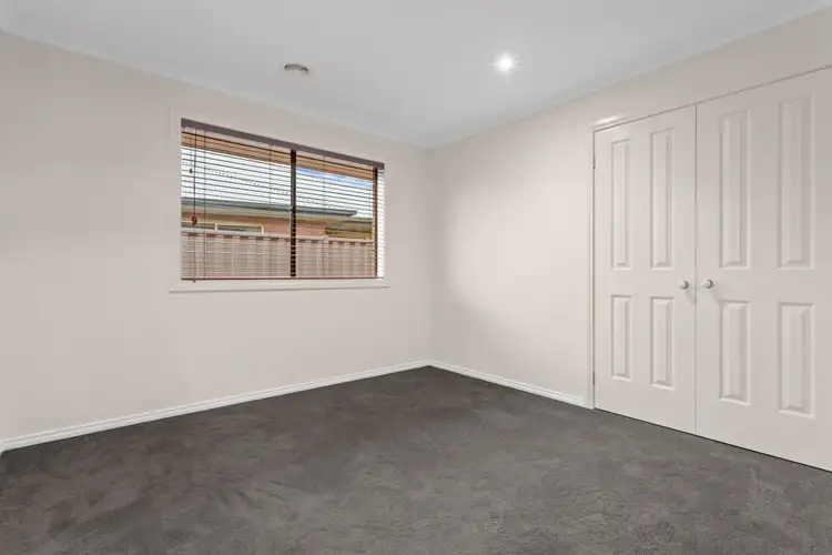 Sixth view of Homely house listing, 15 Parramatta Walk, Craigieburn VIC 3064