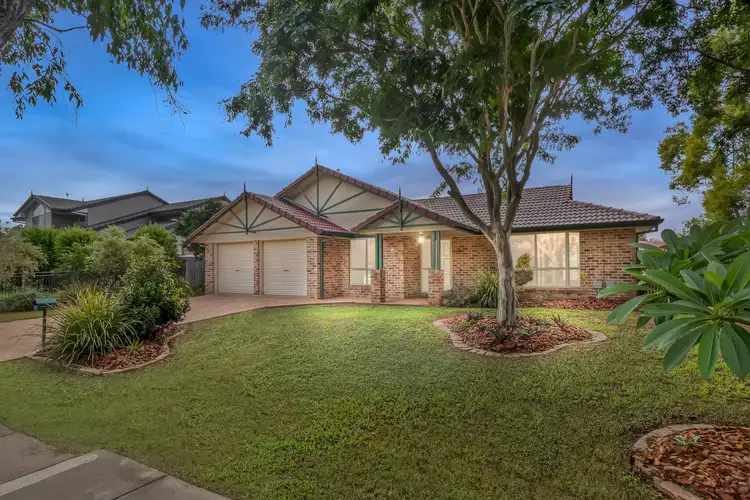 19 Bangalow Street, Bridgeman Downs QLD 4035