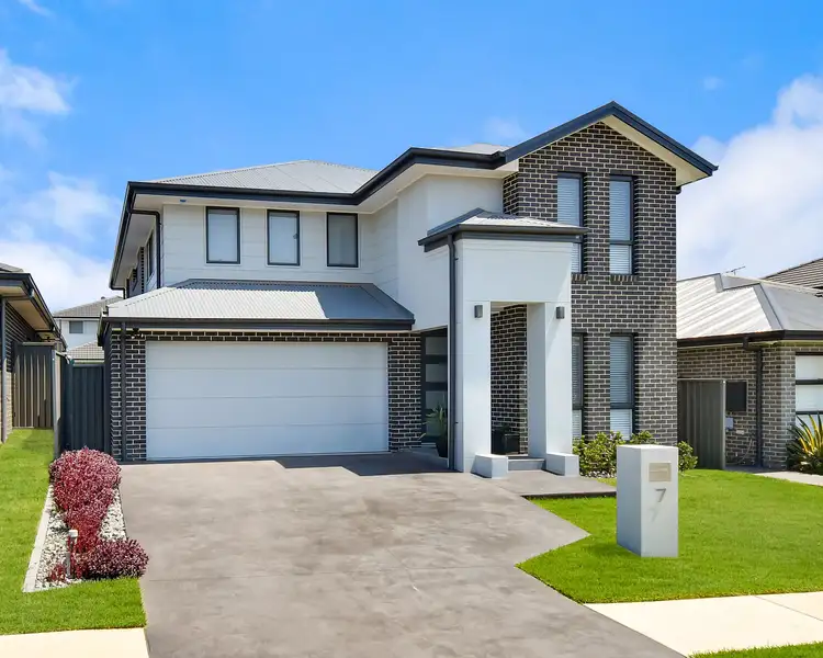 7 Stonecrop Street, Denham Court NSW 2565