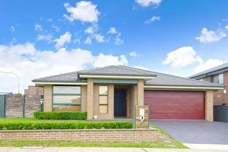 31 Cooee Avenue, Glenmore Park NSW 2745