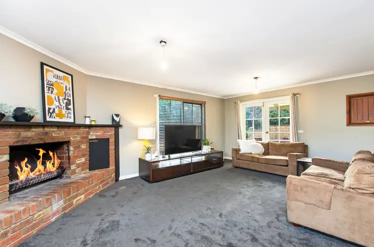 Second view of Homely house listing, 8 Michelle Court, Warrnambool VIC 3280