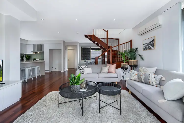 2/14 Melinga Crescent, Chadstone VIC 3148