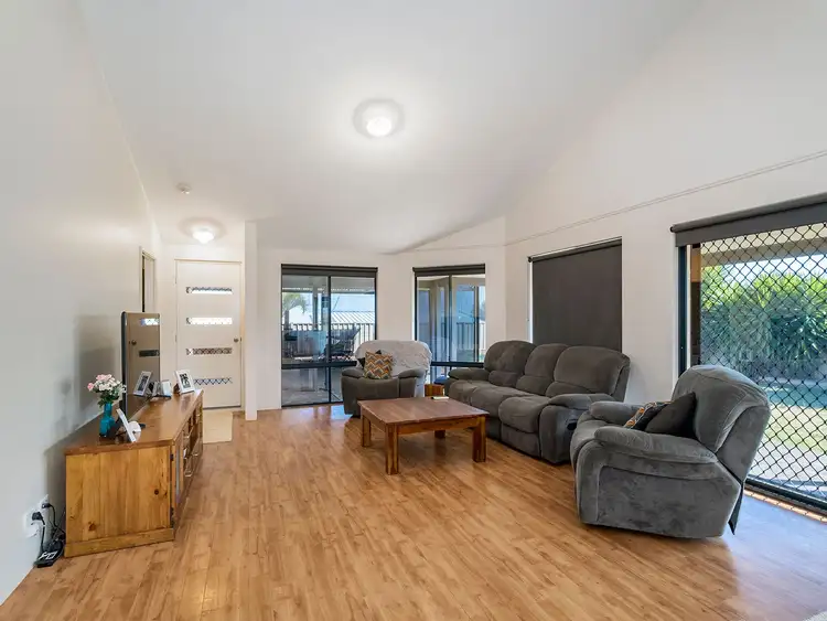 Seventh view of Homely house listing, 4B Beacon Rise, Wandina WA 6530