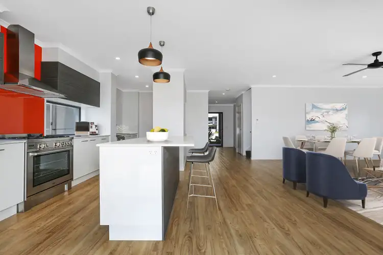 Second view of Homely house listing, 4 Endurance Place, Birtinya QLD 4575