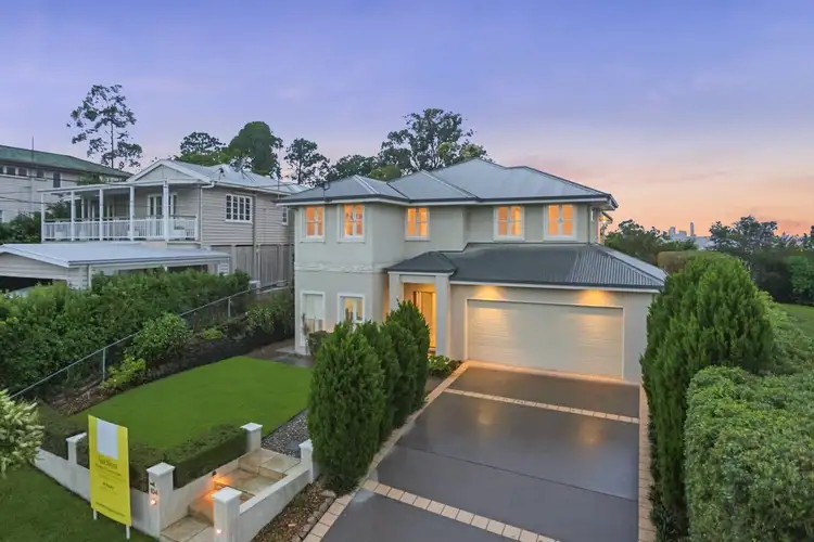 104 Minimine Street, Stafford QLD 4053