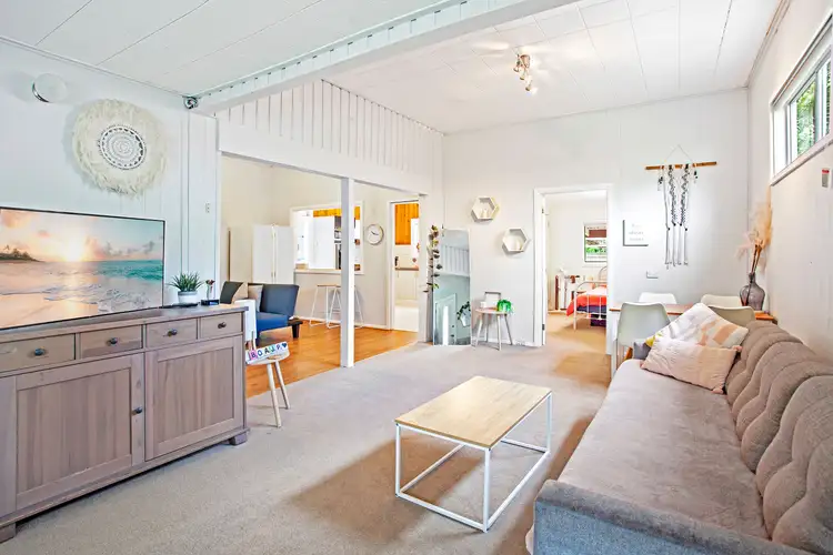 Second view of Homely house listing, 6 MacArthur Street, Killarney Vale NSW 2261