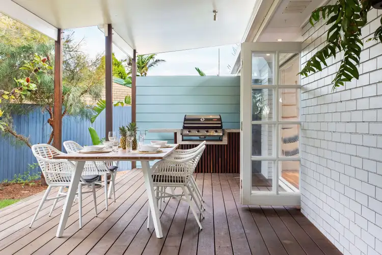 Sixth view of Homely house listing, 2/10 Cantwell Court, Miami QLD 4220