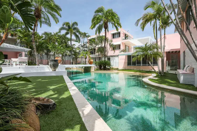 46-48 Peak Avenue, Main Beach QLD 4217