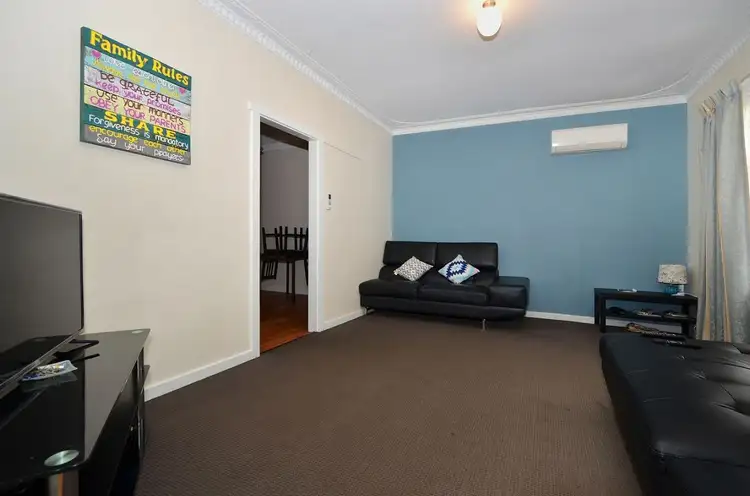 10 Oxford Street, Gledhow WA 6330