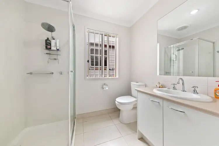Fifth view of Homely house listing, 8 Namel Court, Drouin VIC 3818