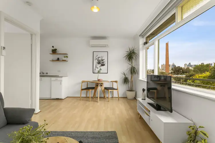Fourth view of Homely apartment listing, 15/9 South Terrace, Clifton Hill VIC 3068