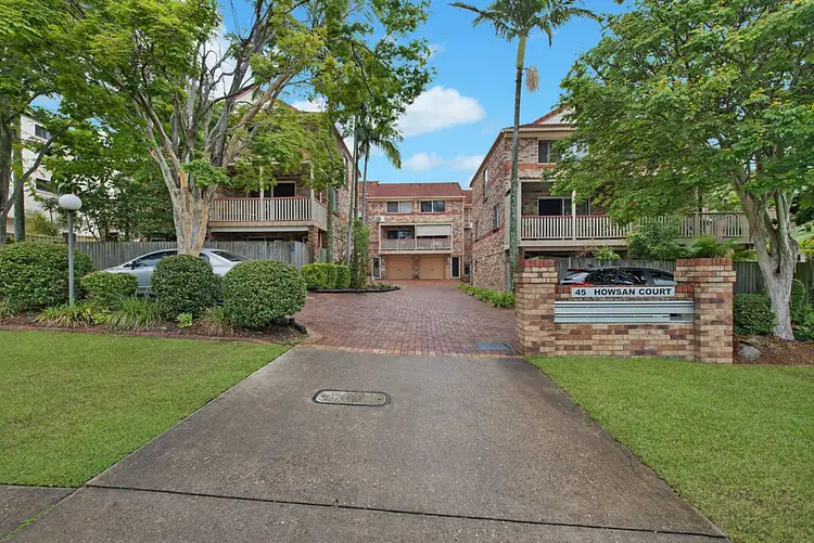 Main view of Homely townhouse listing, 2/45 Howsan Street, Mount Gravatt East QLD 4122