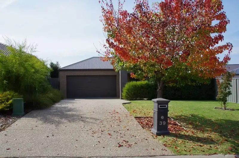 Main view of Homely house listing, 39 Crawford Circuit, Glenroy NSW 2640