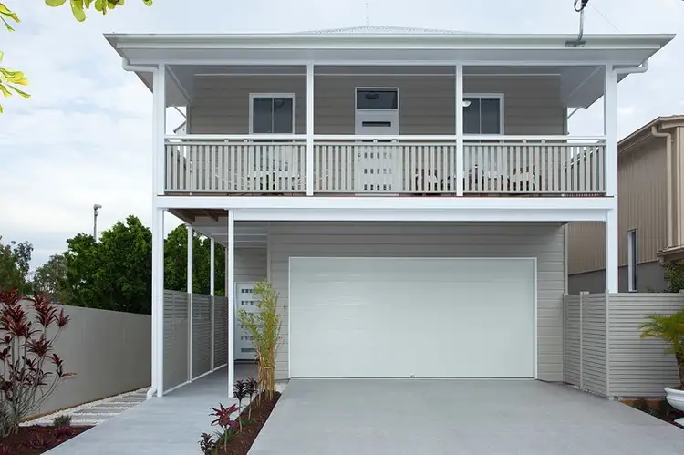 62 Baron Street, Greenslopes QLD 4120