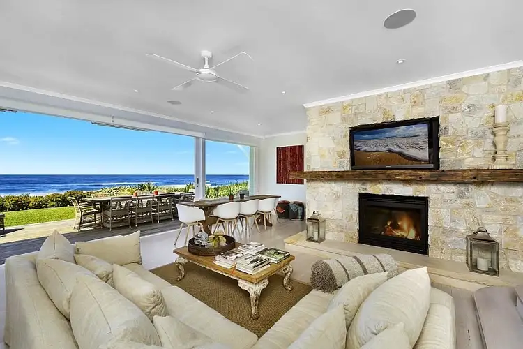 26 North Avoca Parade, North Avoca NSW 2260
